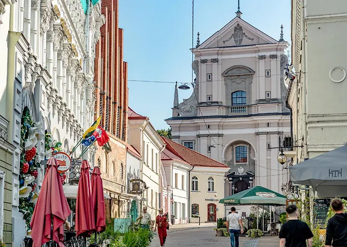 Luxurious Rooma By The Gates Of Dawn By Reside Baltic * Vilna